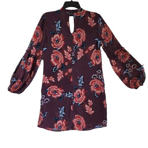 Charlotte Russe Lined Dress With Keyhole Neckline Mauve Size XS Knee Length - Picture 2 of 12